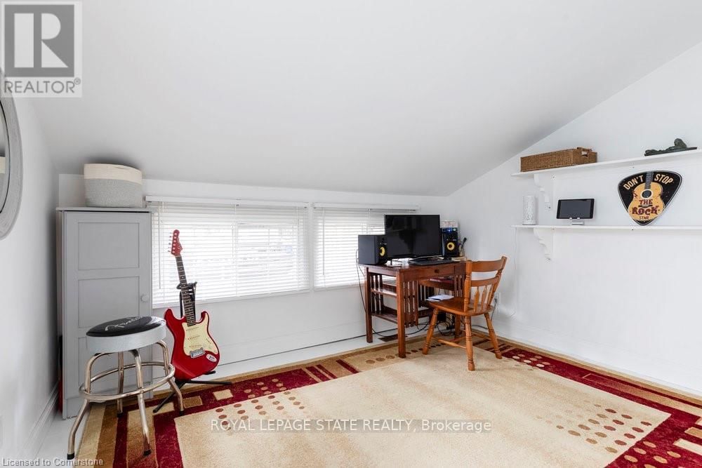 24 LIBERTY STREET Image 20
