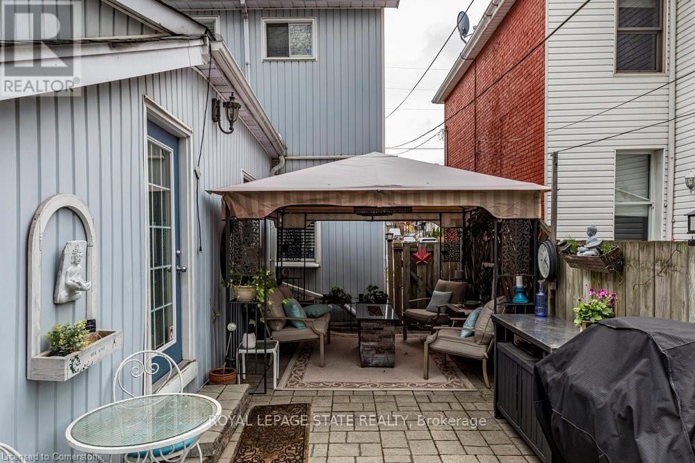 24 LIBERTY STREET Image 42