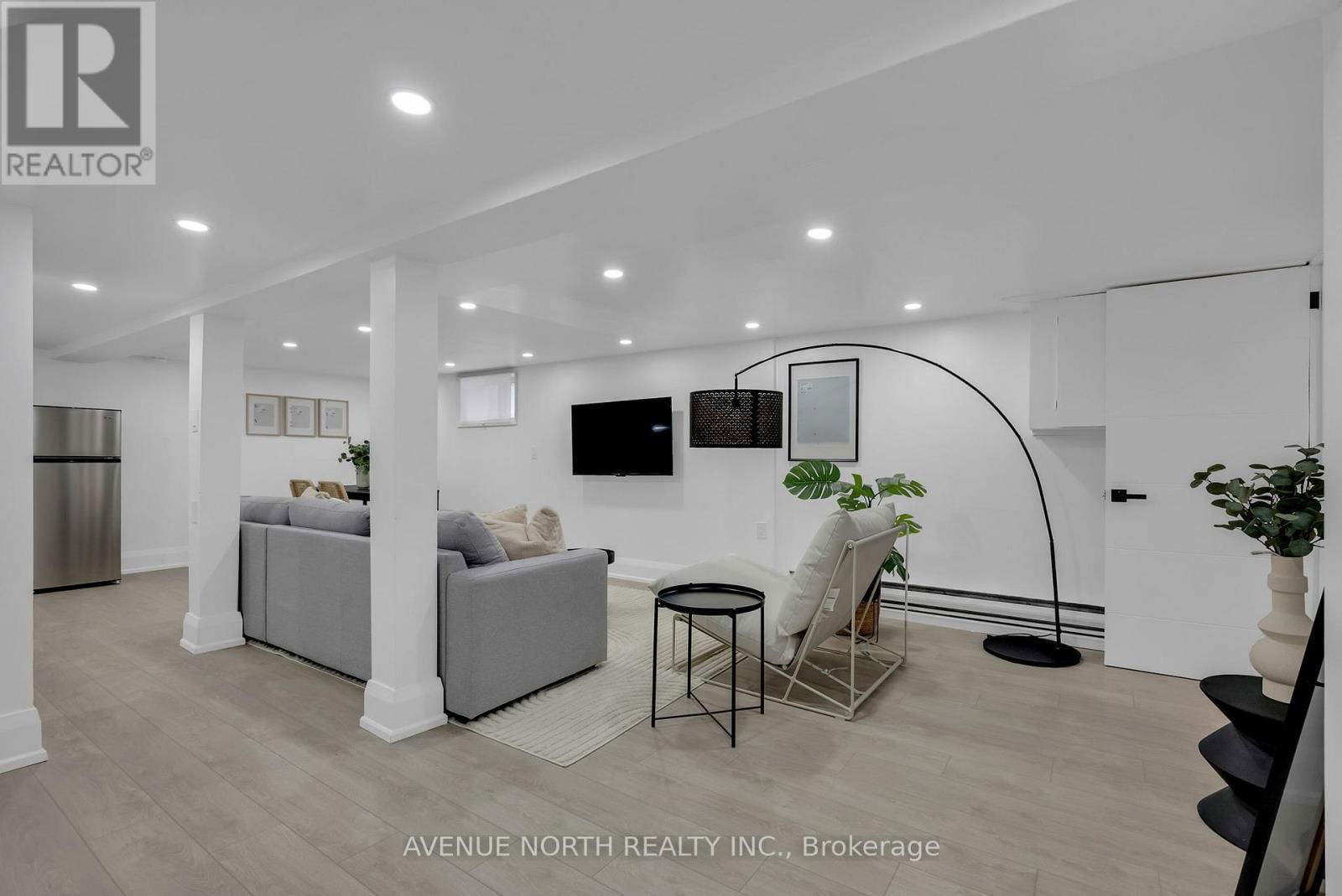 305 OLMSTEAD STREET Image 24