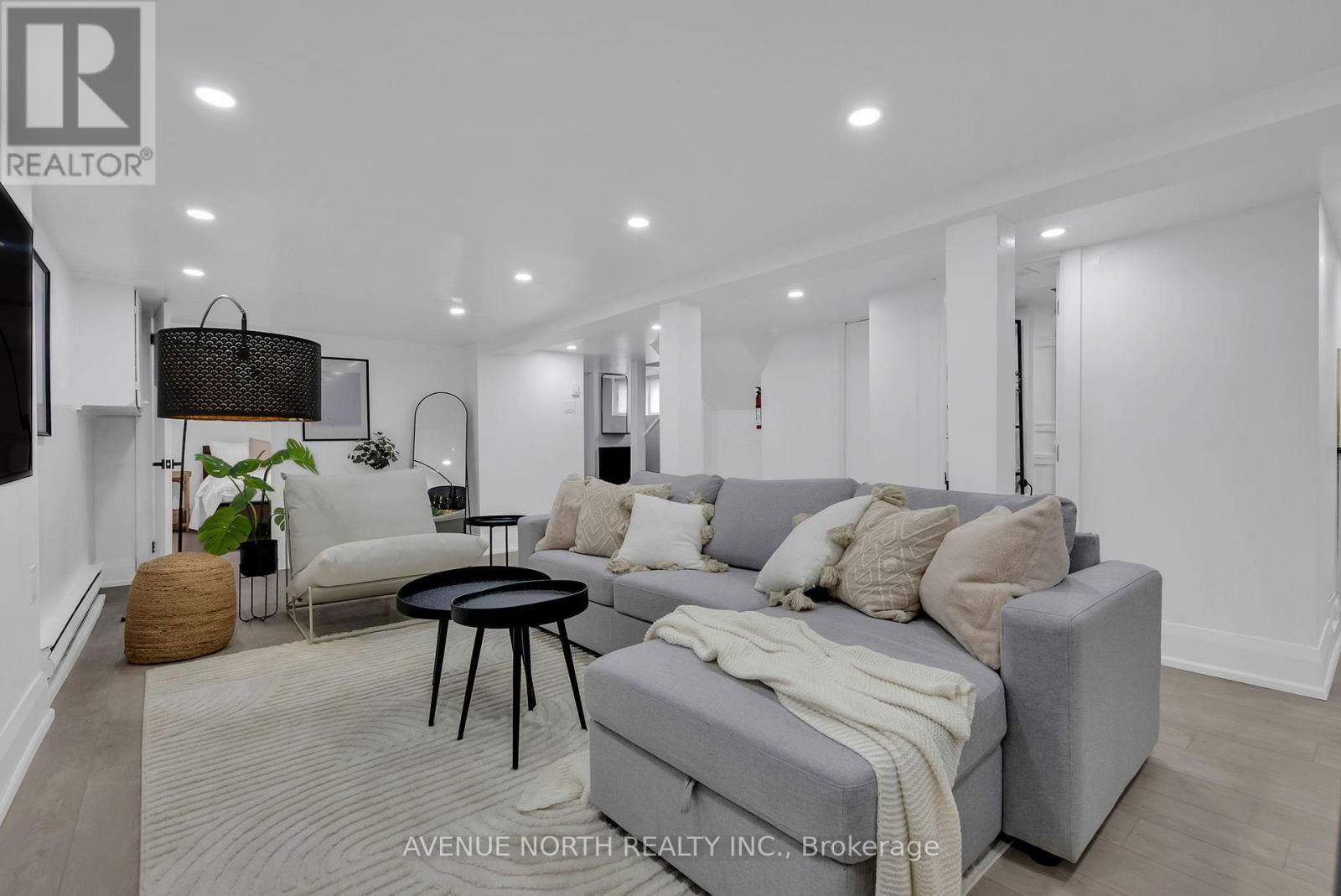305 OLMSTEAD STREET Image 29