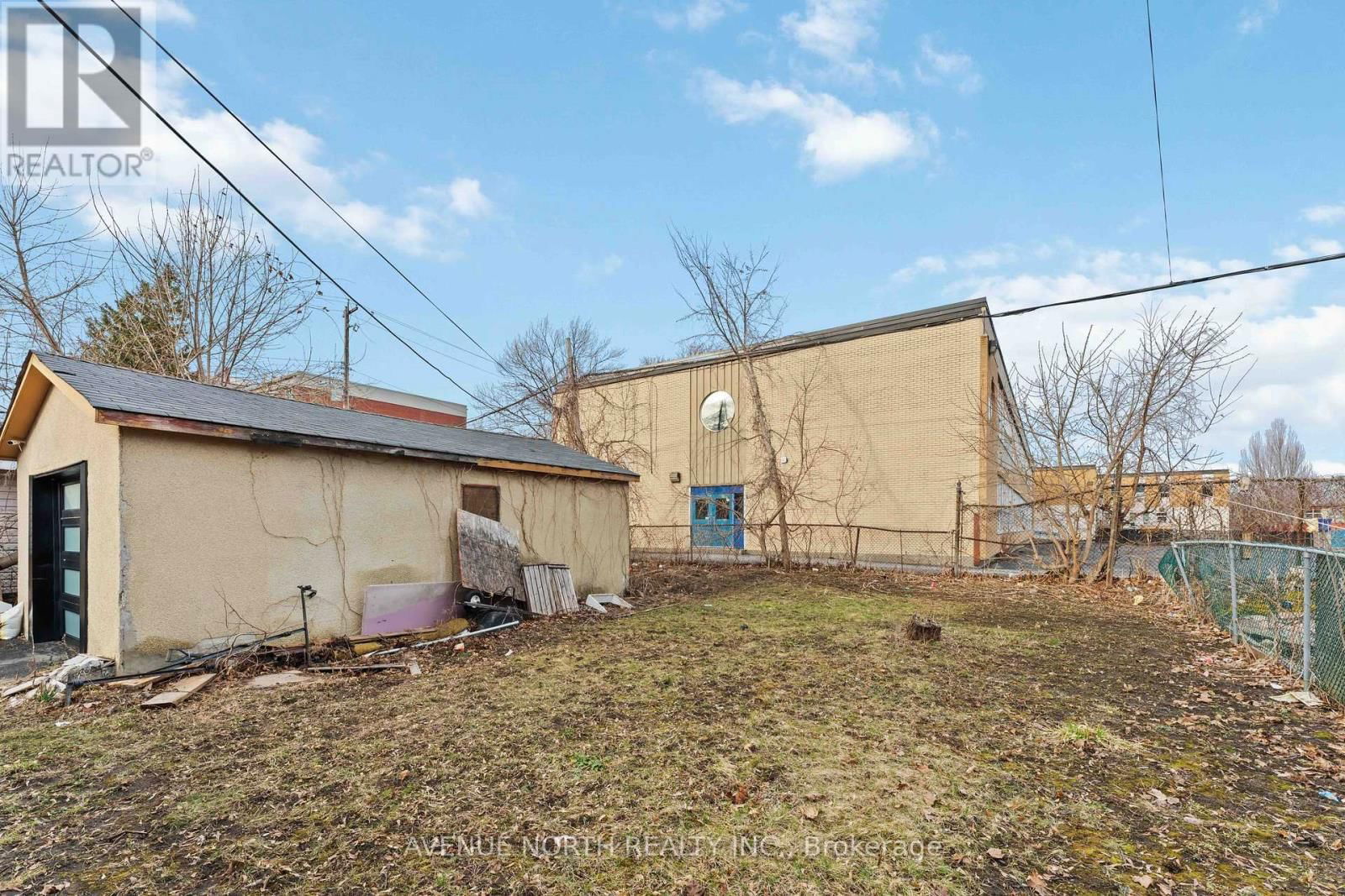 305 OLMSTEAD STREET Image 38
