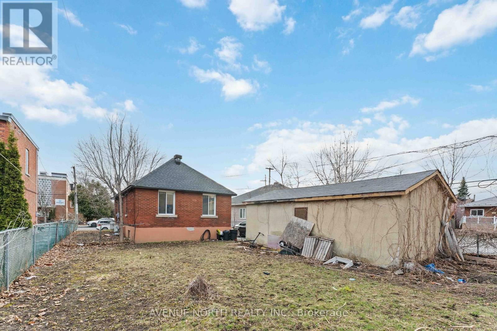 305 OLMSTEAD STREET Image 39
