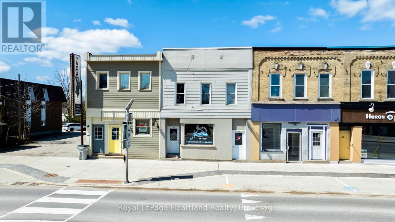 84 ALBERT STREET Image 1