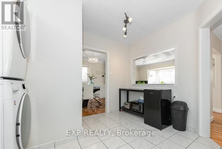 109 MEADOWLANDS DRIVE WEST Image 9