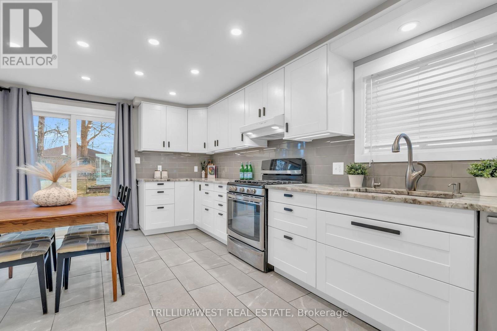 339 MISTY CRESCENT Image 10