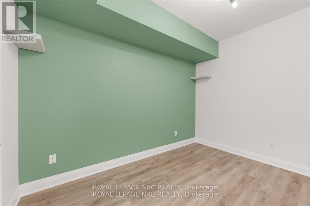 428 - 16 CONCORD PLACE Image 19