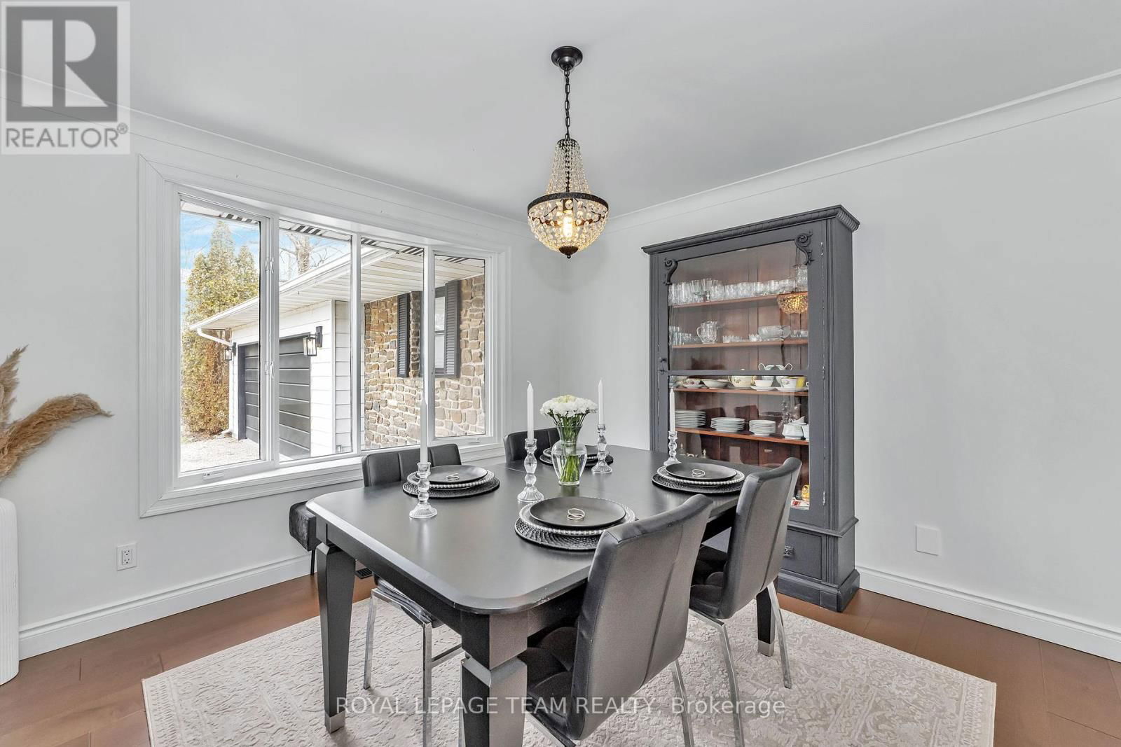 70 HURD STREET Image 15