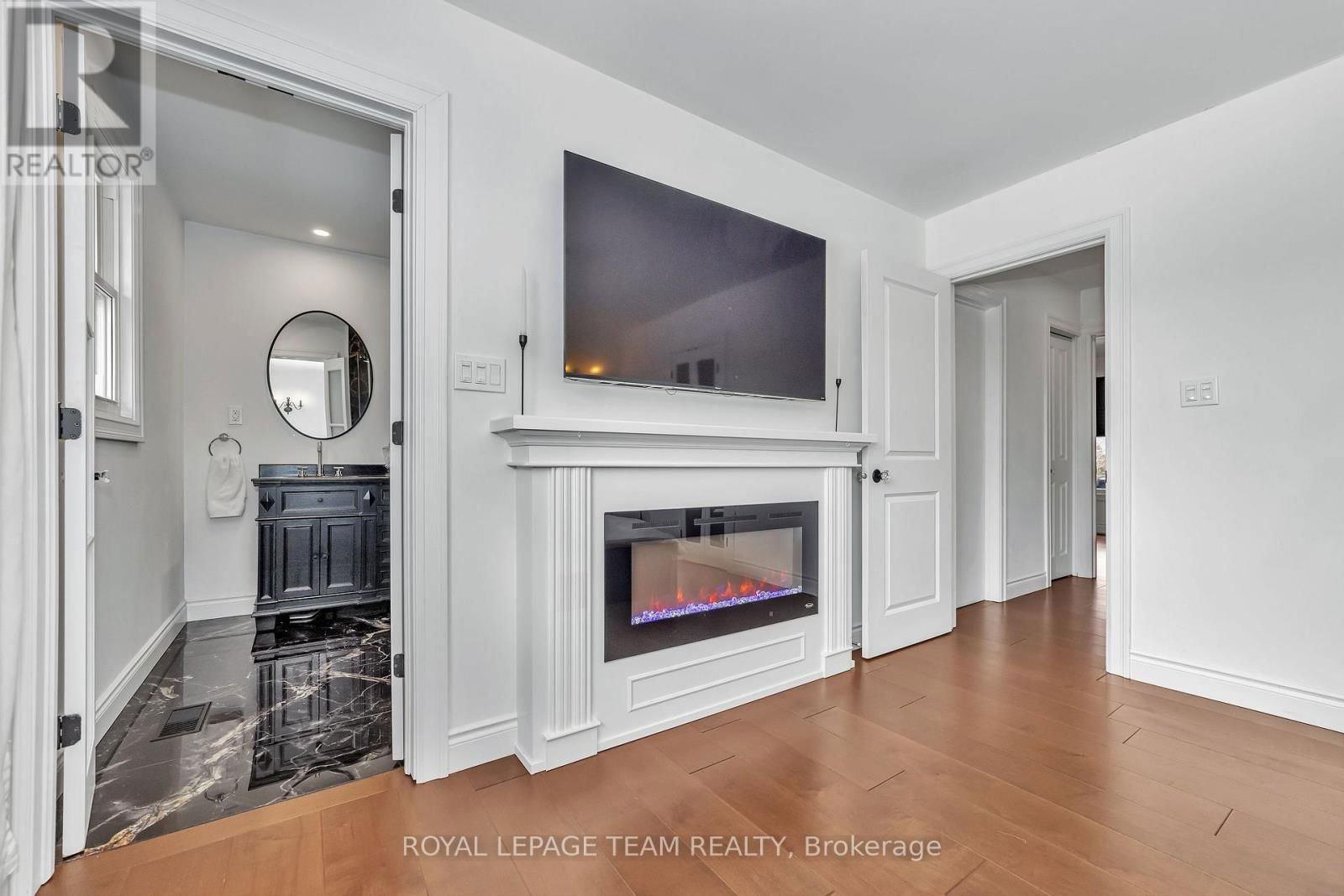 70 HURD STREET Image 24
