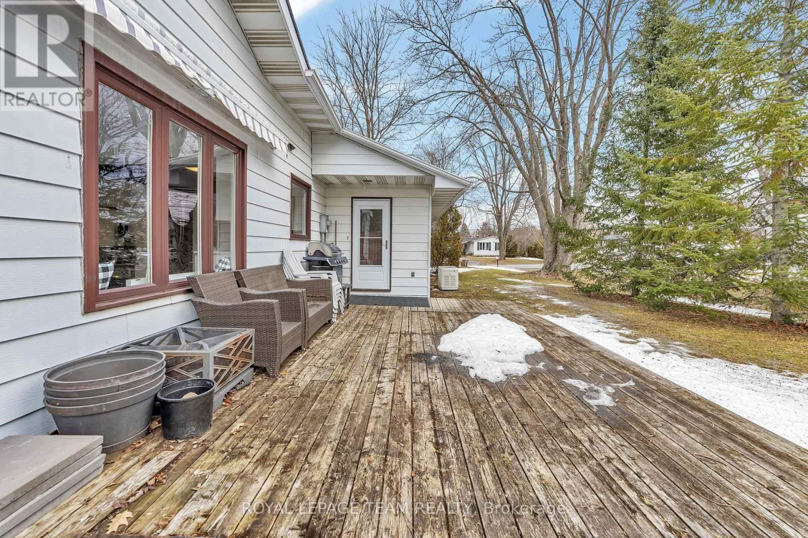 70 HURD STREET Image 36