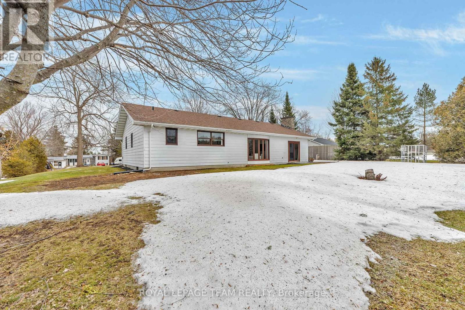 70 HURD STREET Image 40