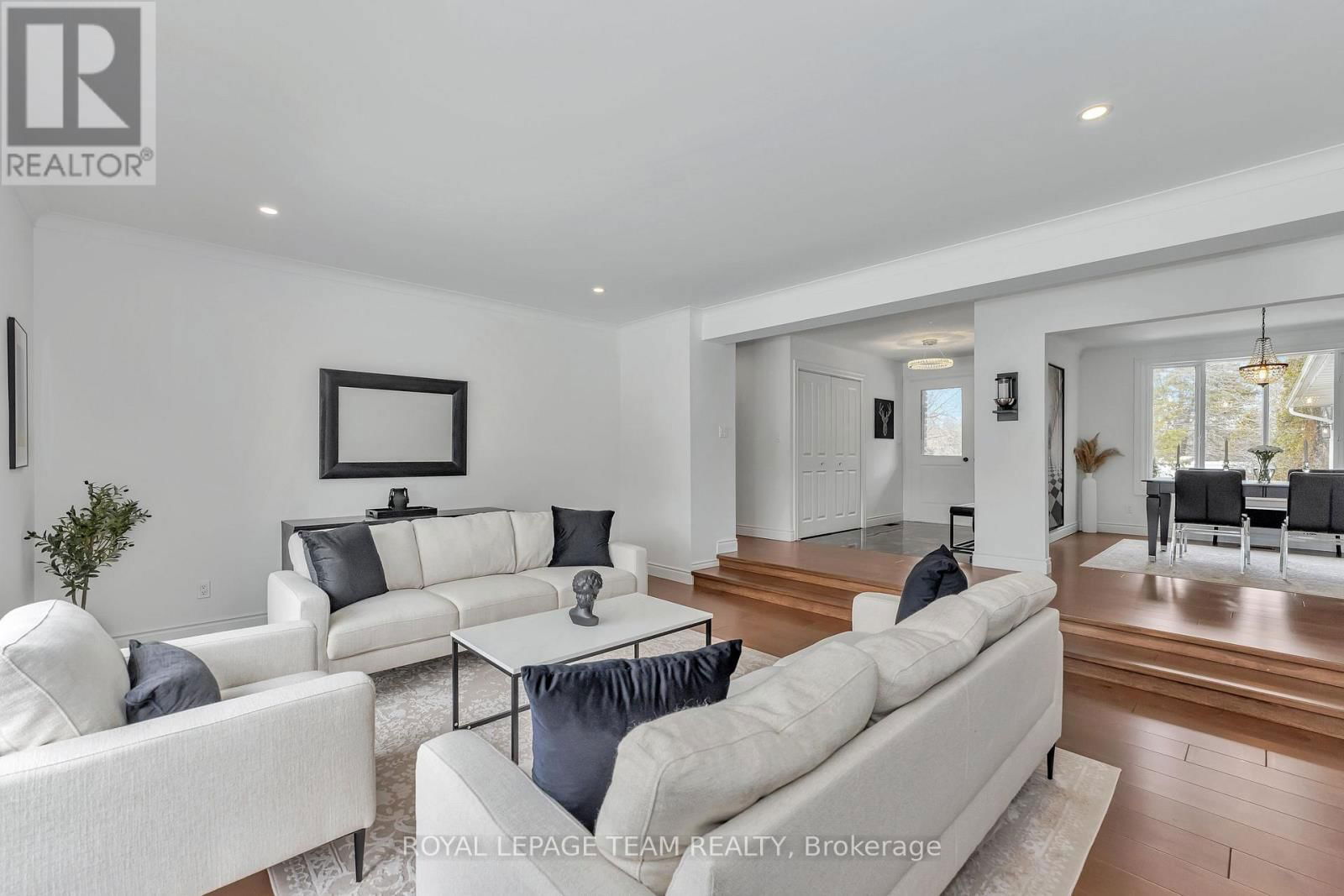 70 HURD STREET Image 9