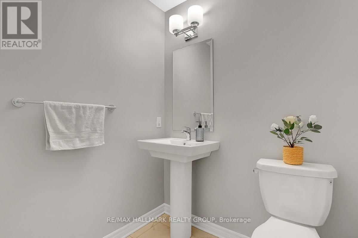 594 BAIE DES CASTORS PRIVATE Image 27