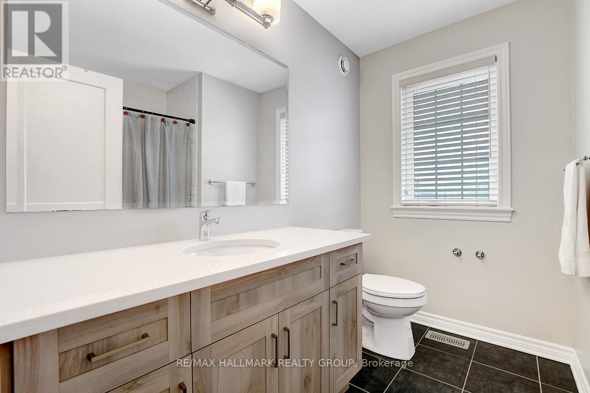 594 BAIE DES CASTORS PRIVATE Image 36