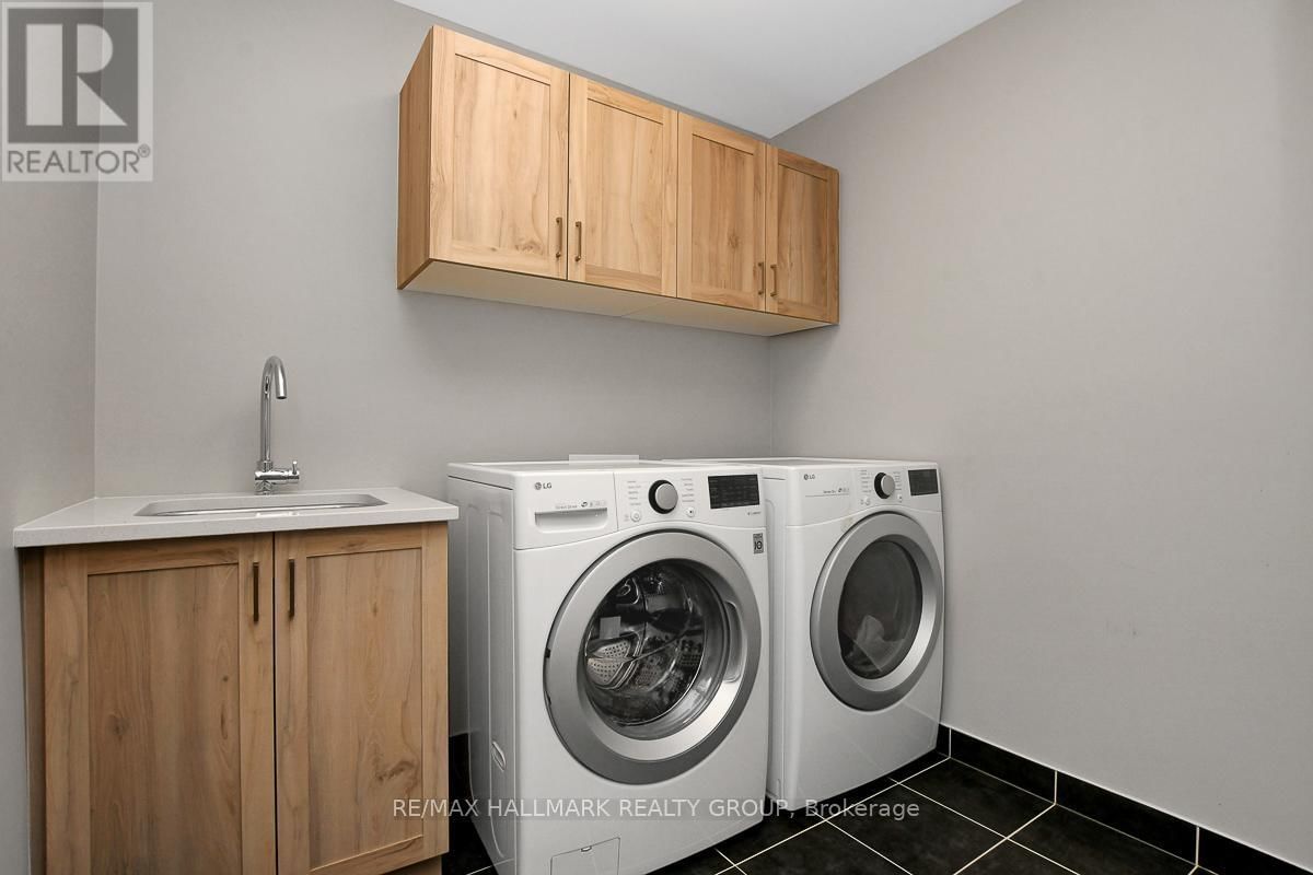 594 BAIE DES CASTORS PRIVATE Image 37