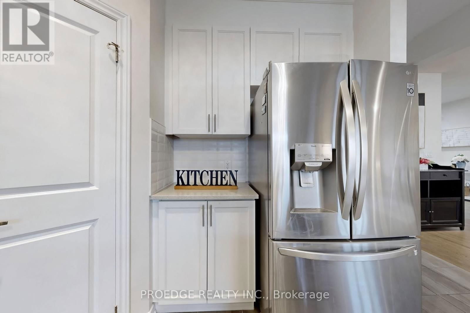361 BEECHDROPS DRIVE Image 11