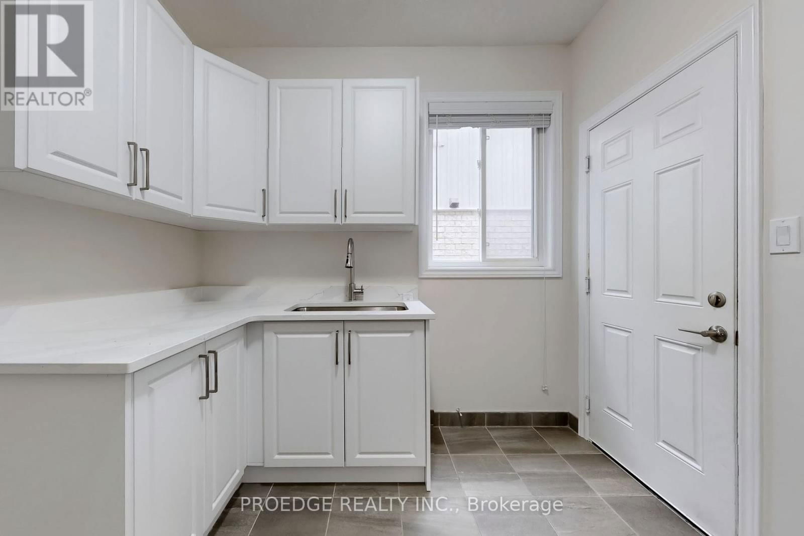 361 BEECHDROPS DRIVE Image 14