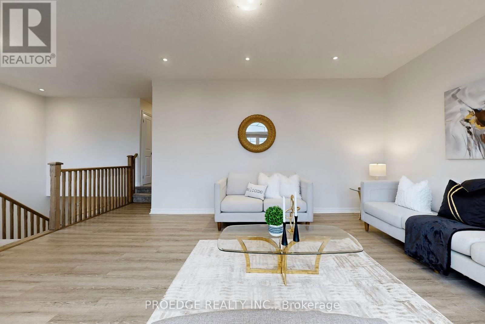 361 BEECHDROPS DRIVE Image 23