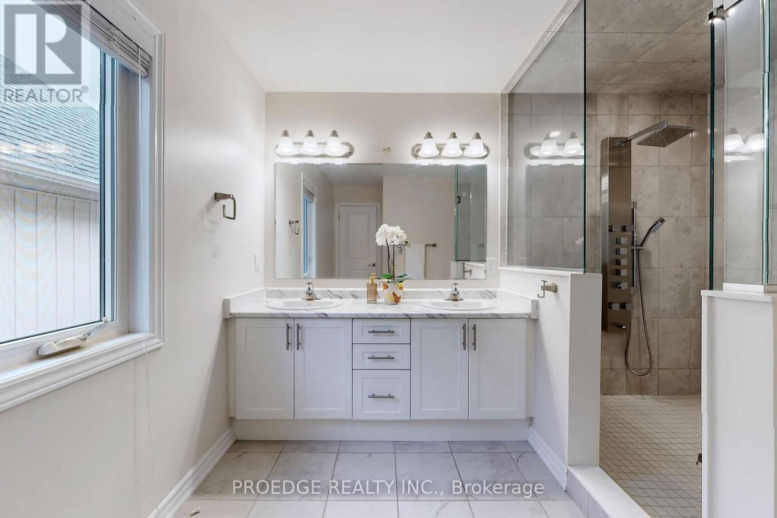 361 BEECHDROPS DRIVE Image 29