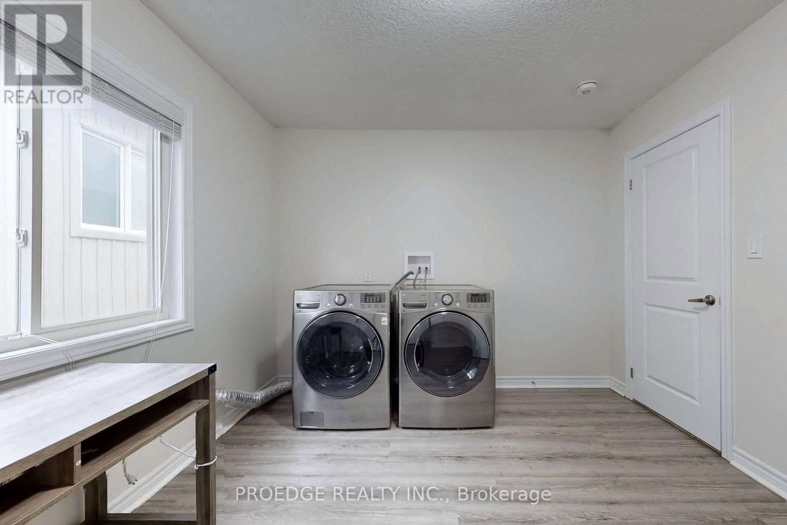 361 BEECHDROPS DRIVE Image 35