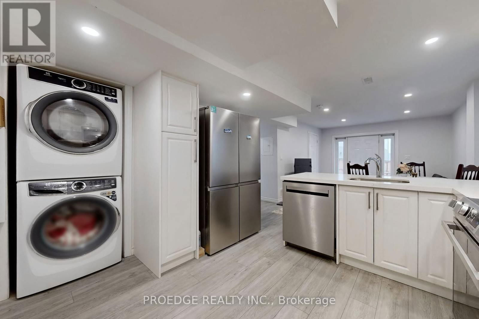 361 BEECHDROPS DRIVE Image 40