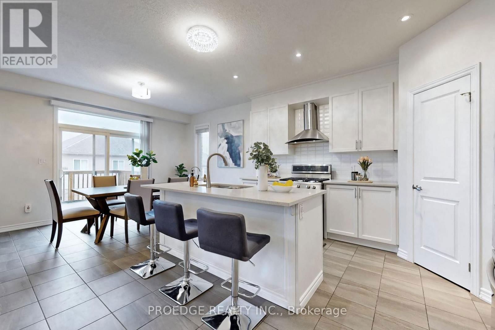 361 BEECHDROPS DRIVE Image 6