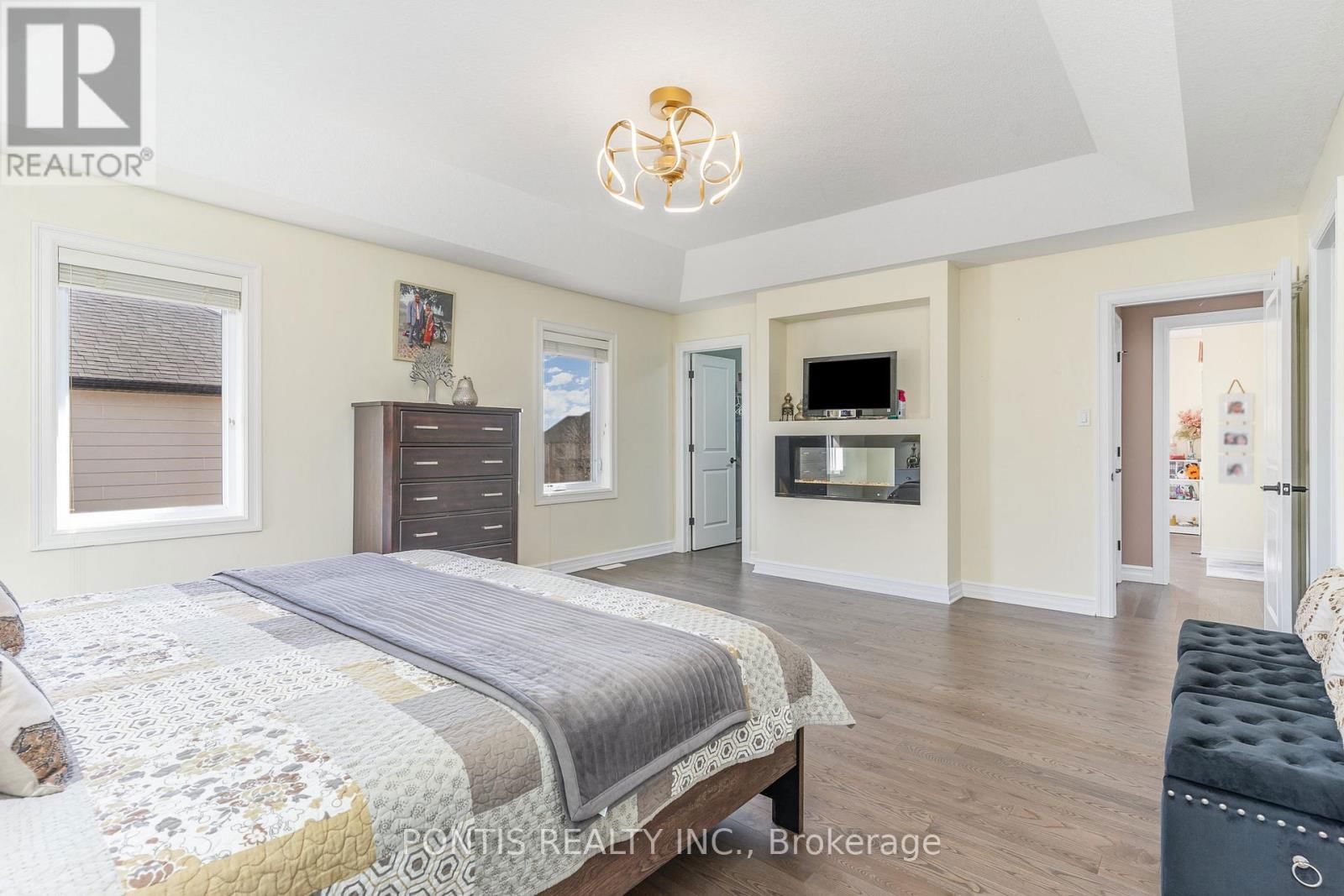 6645 UPPER CANADA CROSSING Image 28