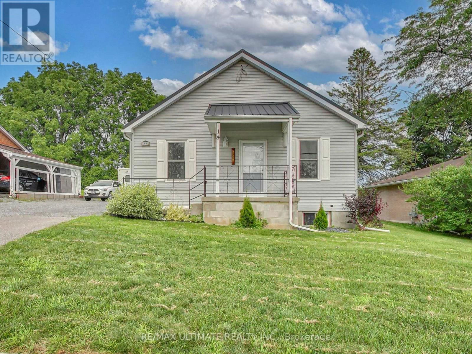 14 BURNHAM AVENUE Image 1