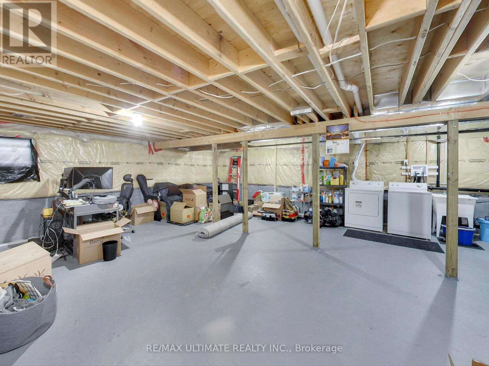 14 BURNHAM AVENUE Image 28