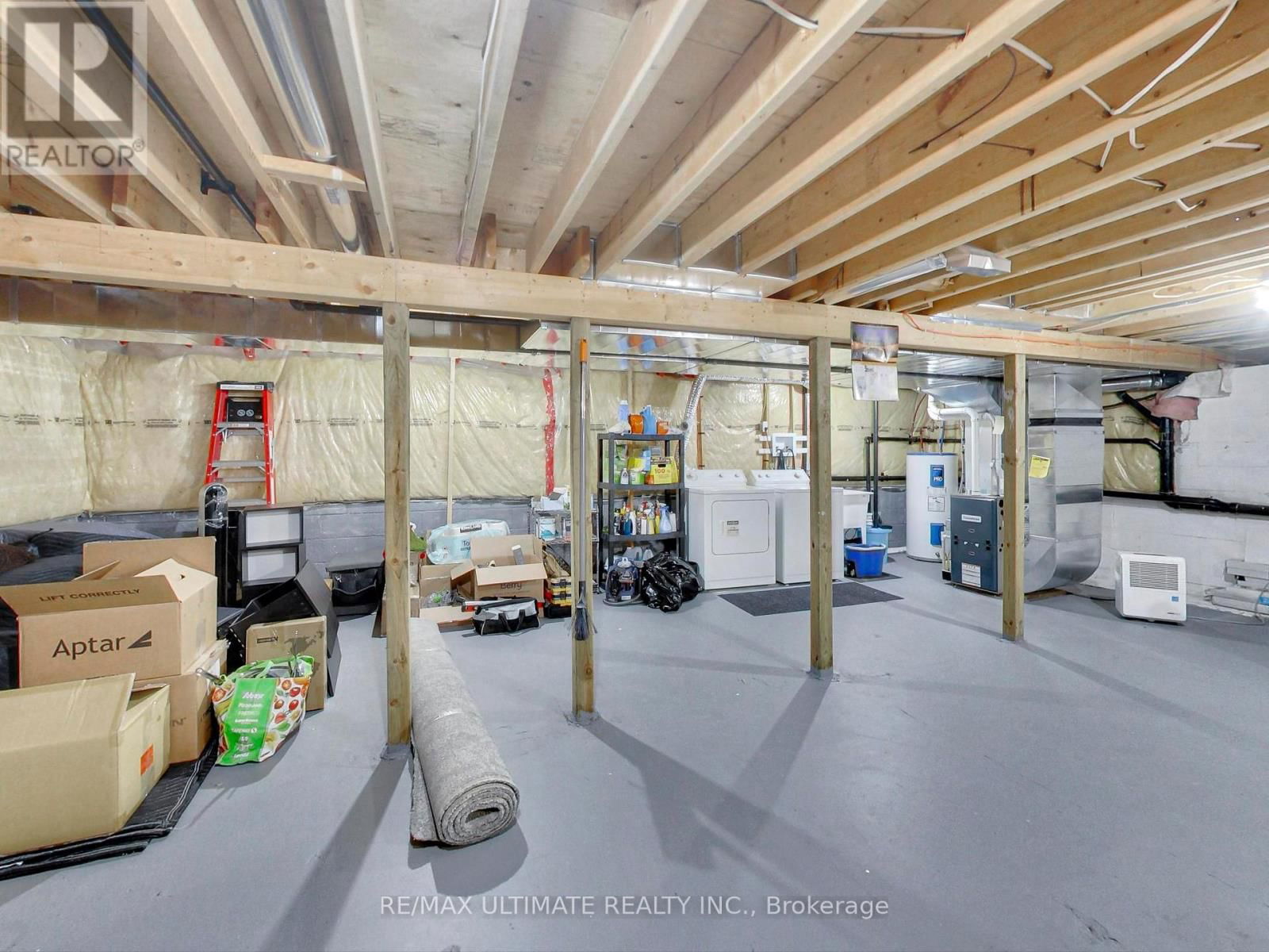14 BURNHAM AVENUE Image 29