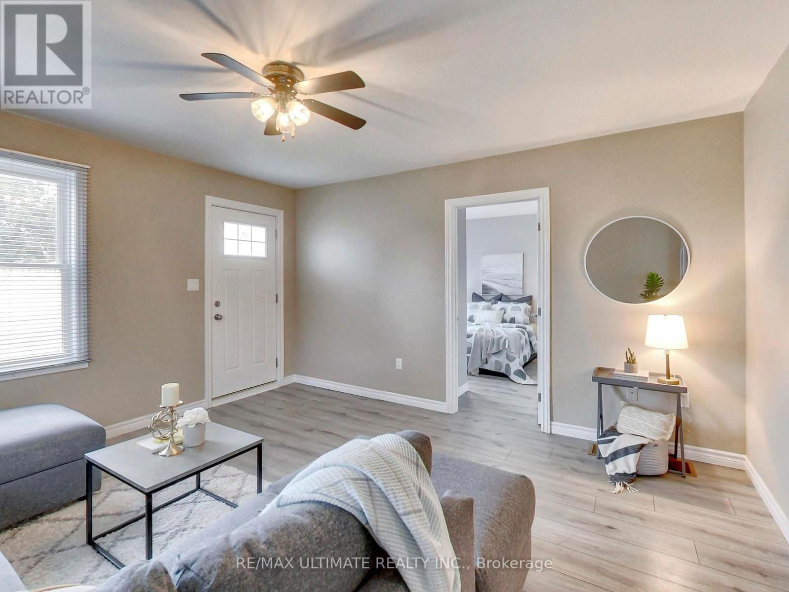 14 BURNHAM AVENUE Image 7