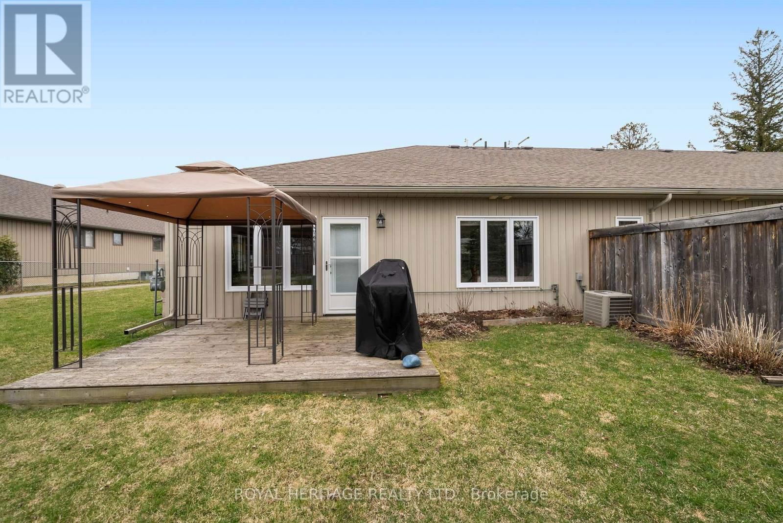 204 - 17 GEORGE COURT Image 26