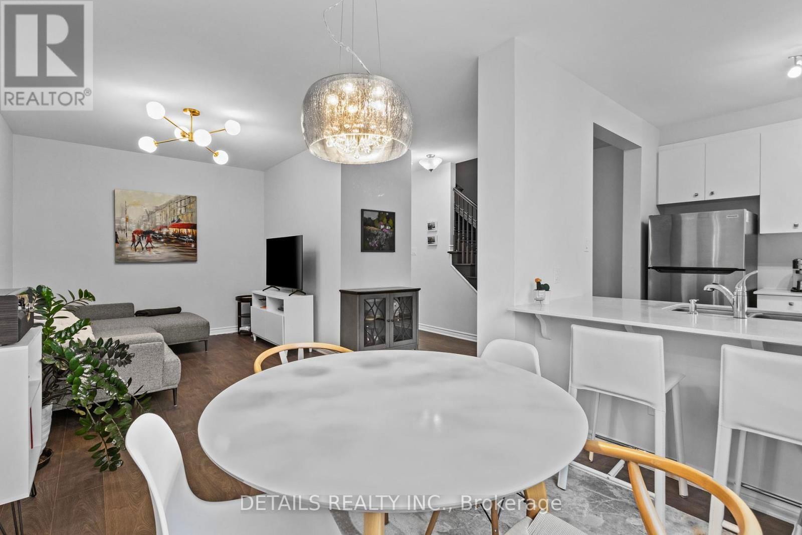 827 KINIW PRIVATE Image 12