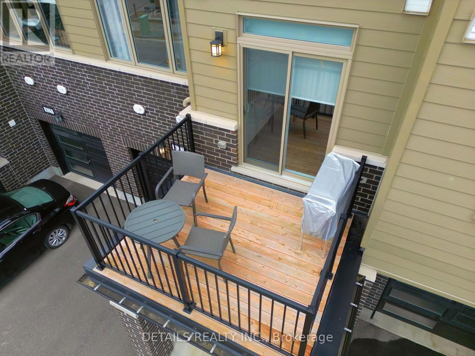 827 KINIW PRIVATE Image 20