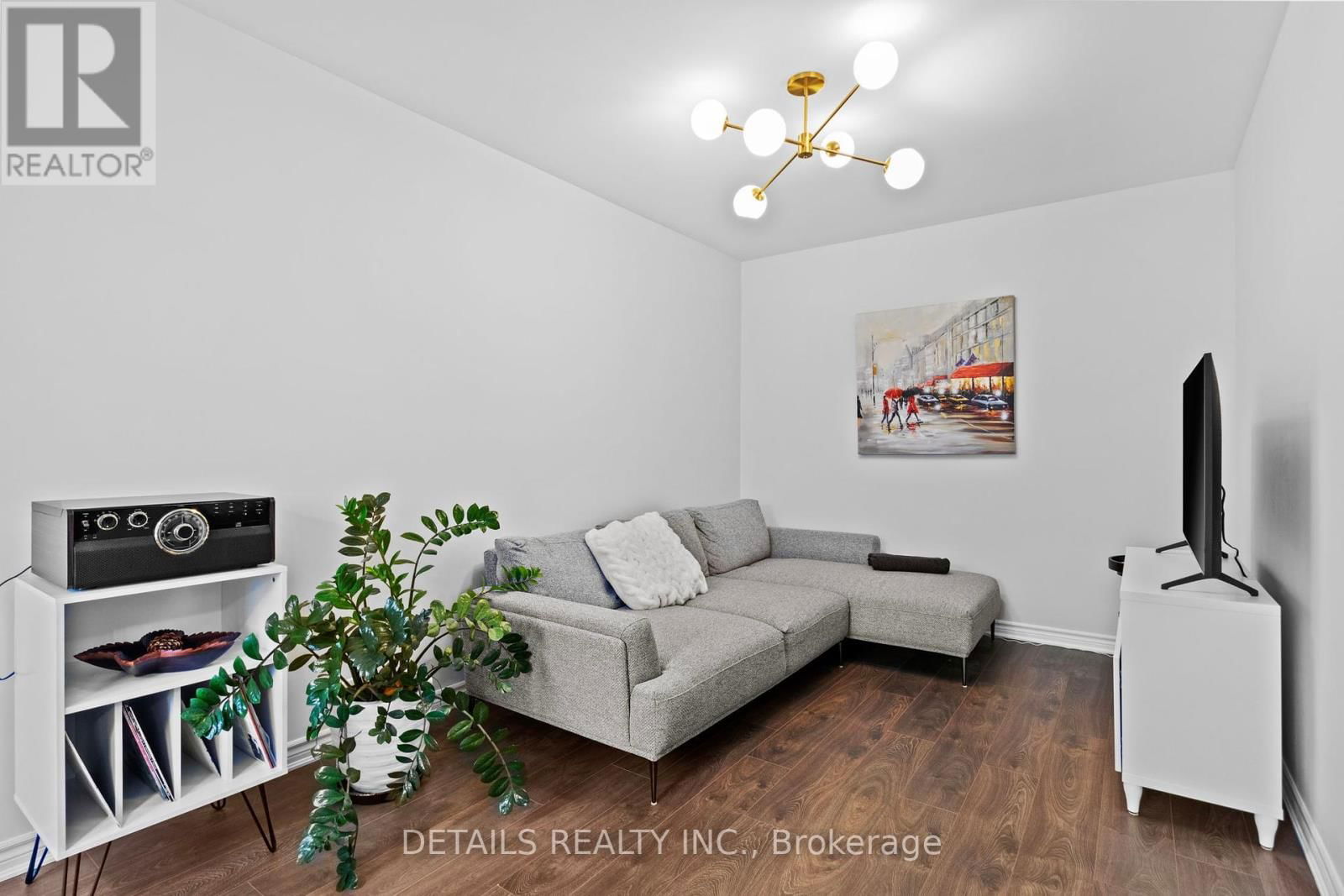 827 KINIW PRIVATE Image 7