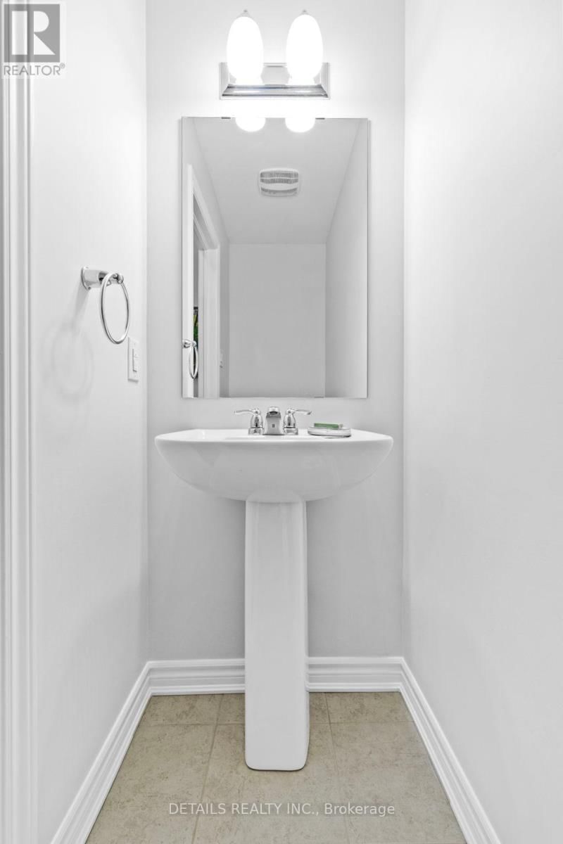 827 KINIW PRIVATE Image 9