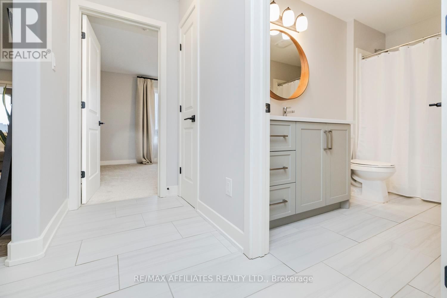3007 DREW DRIVE Image 32
