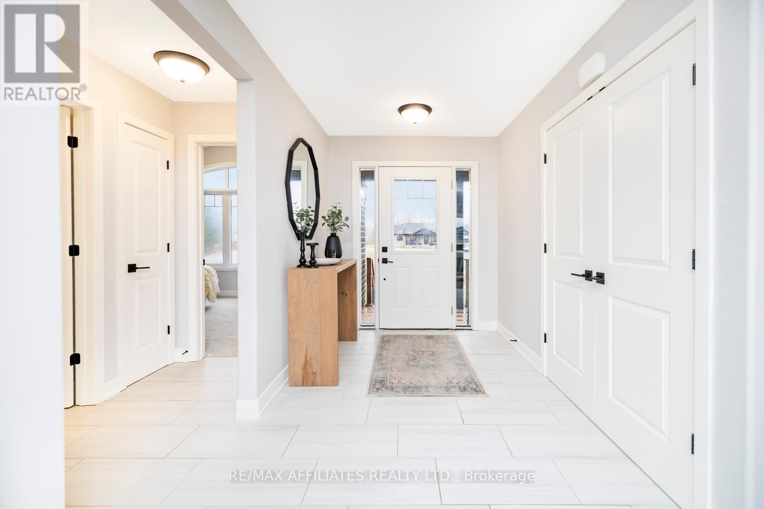 3007 DREW DRIVE Image 9