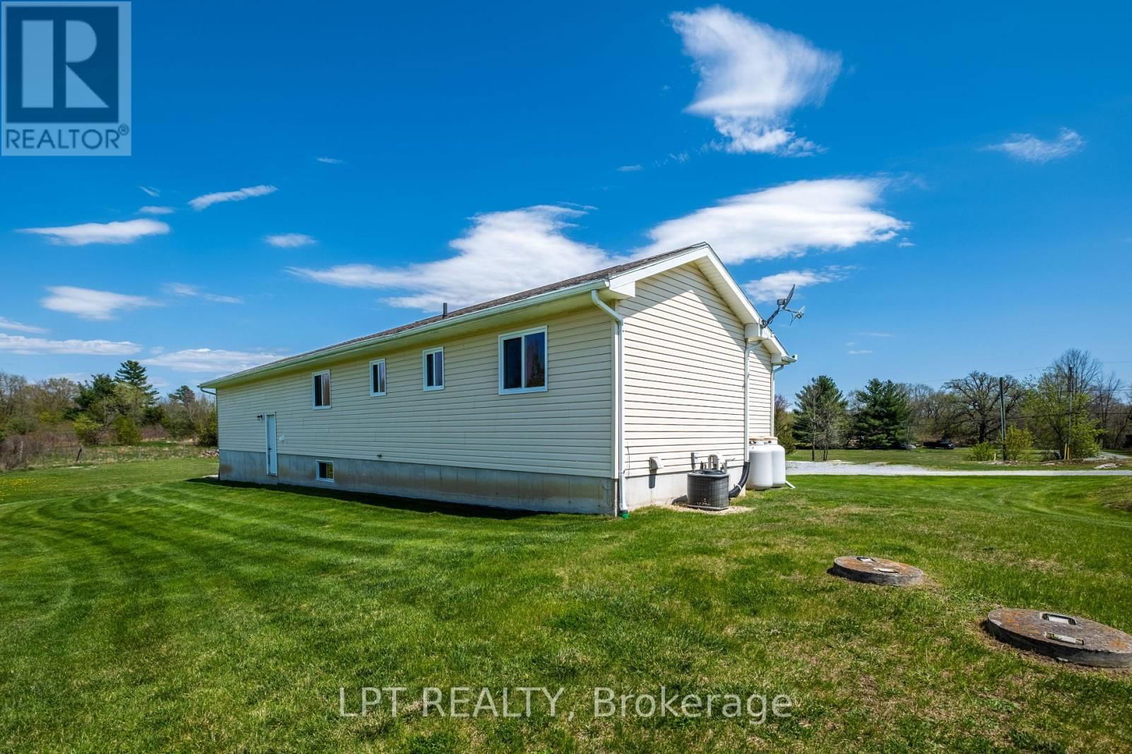 6089 FIRST LAKE ROAD Image 33