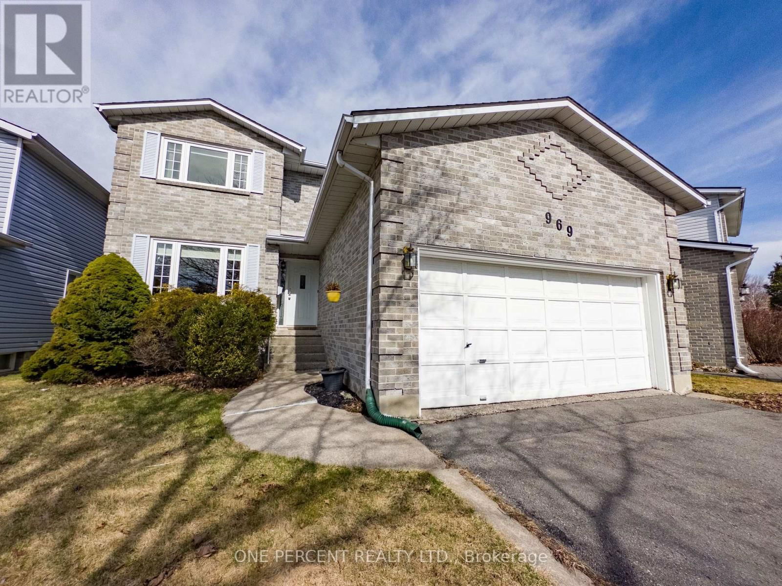 969 LYNWOOD DRIVE Image 1