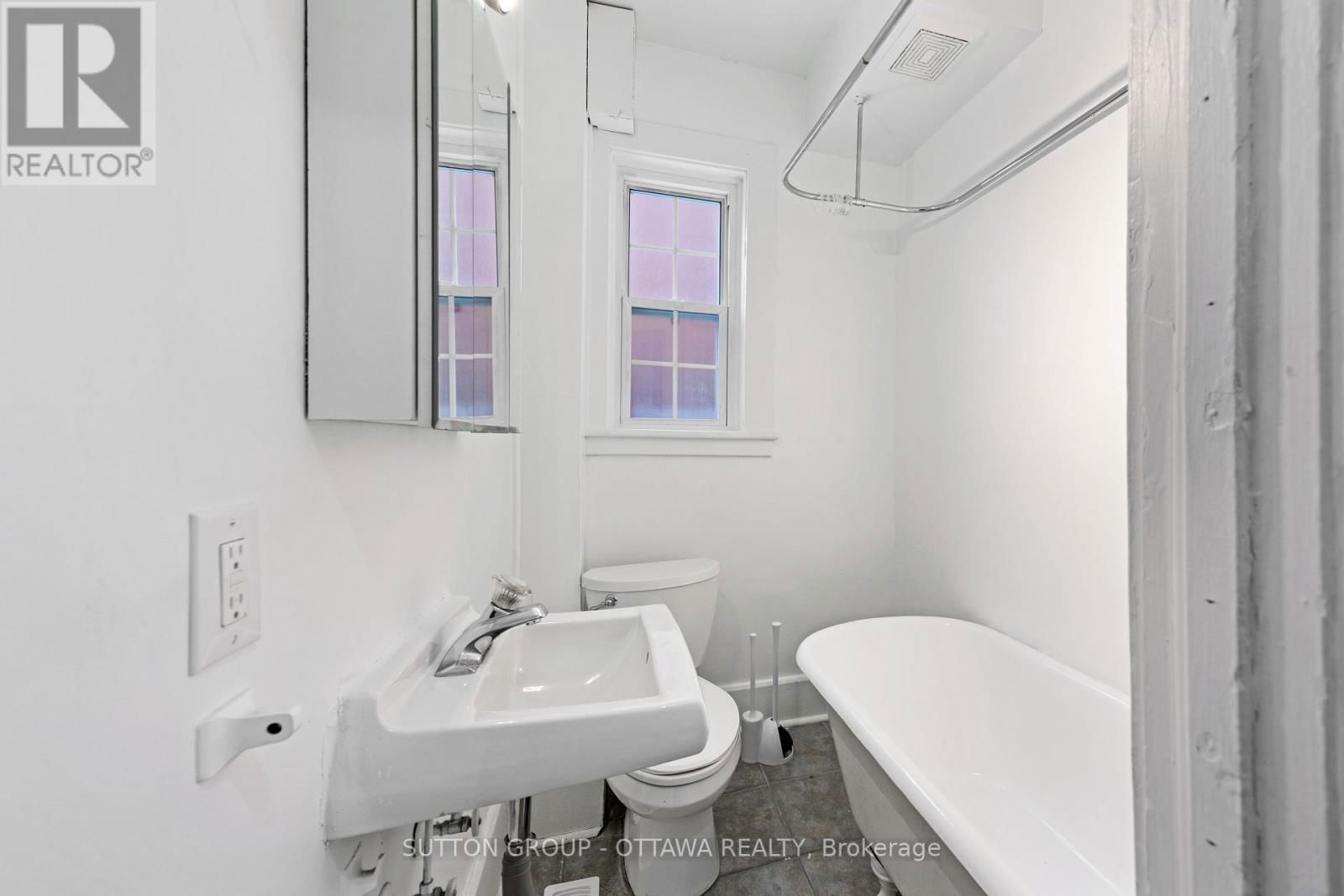 335-337 ST PATRICK STREET Image 12
