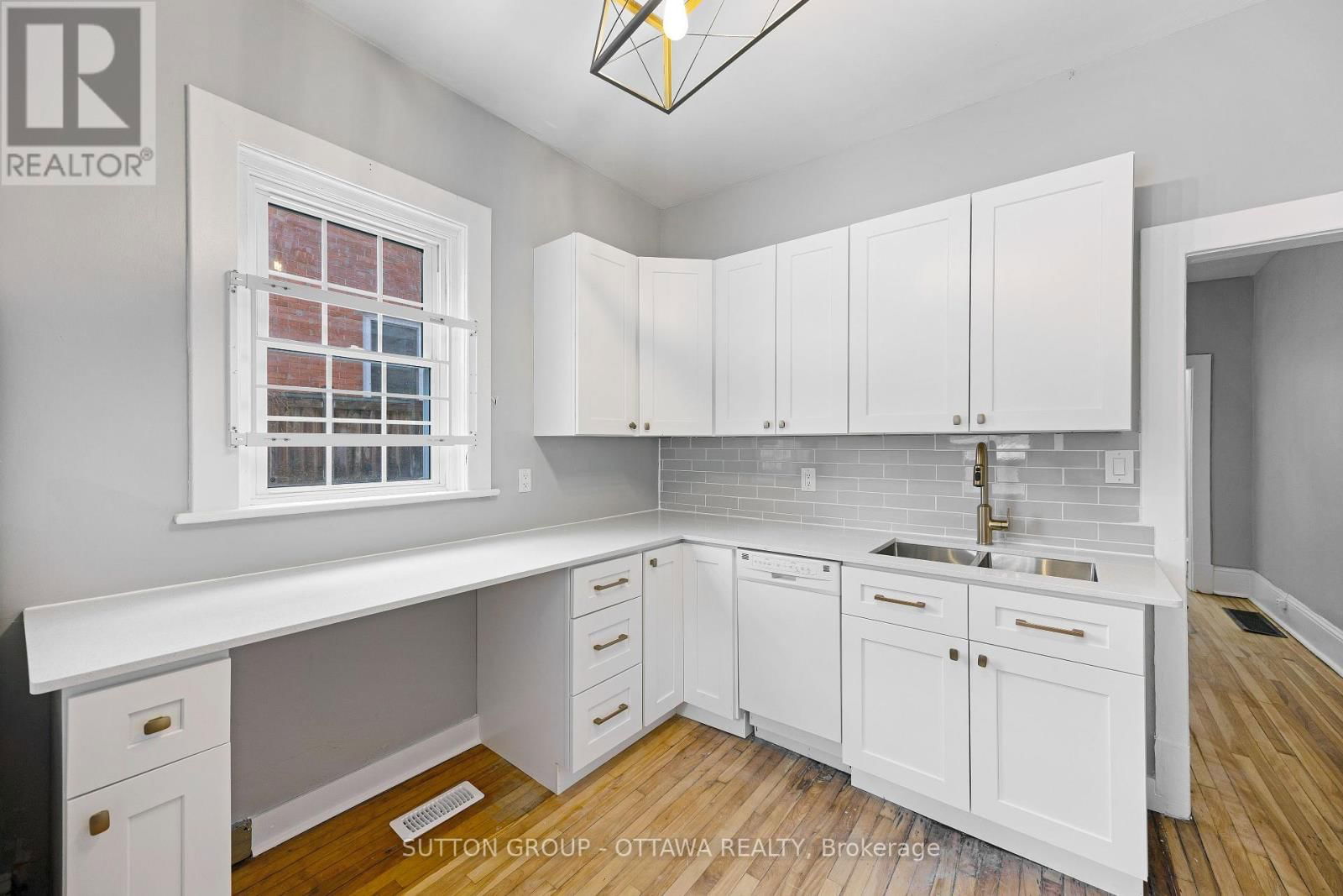 335-337 ST PATRICK STREET Image 15