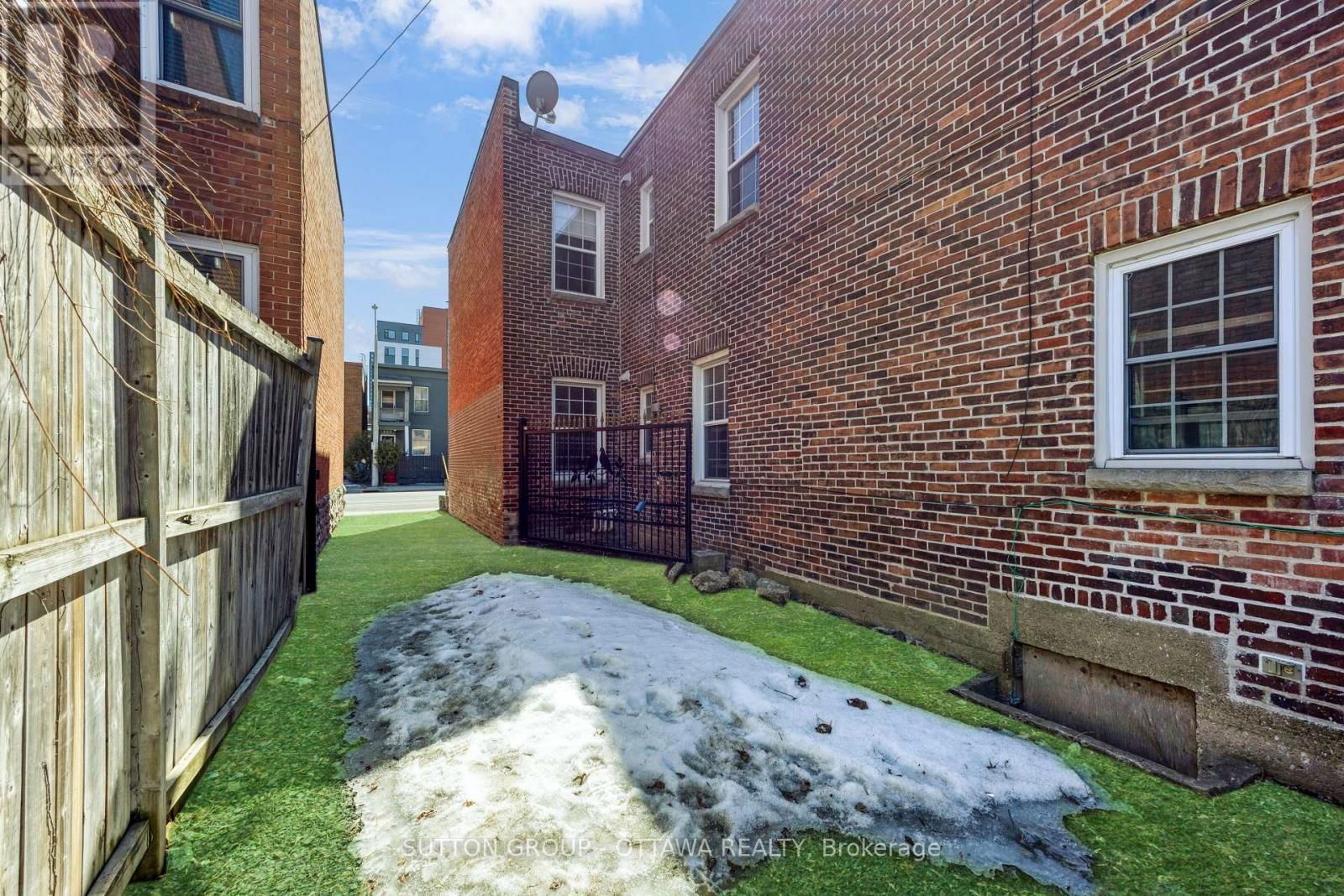 335-337 ST PATRICK STREET Image 23