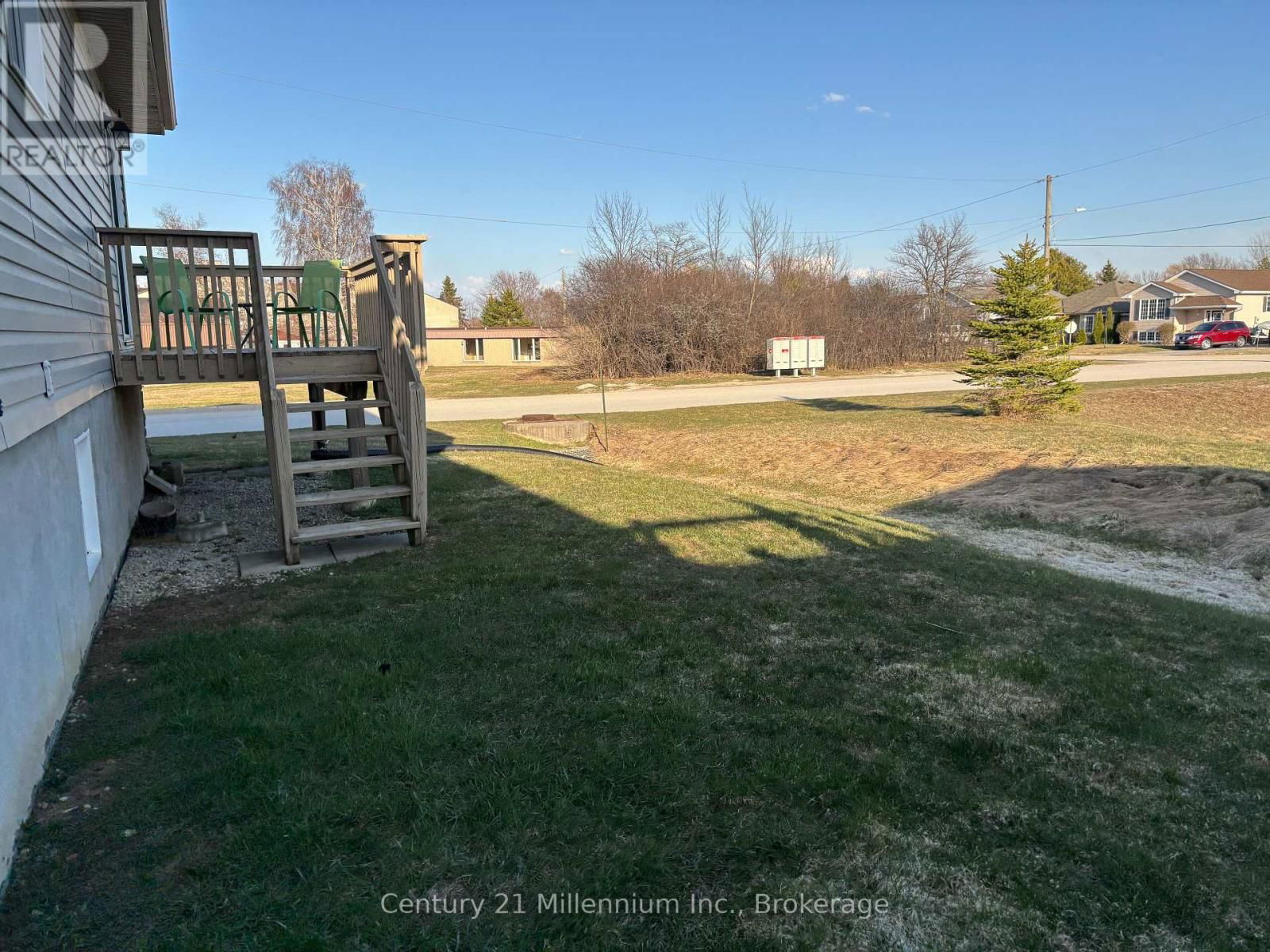 2 ST ANDREWS DRIVE Image 10