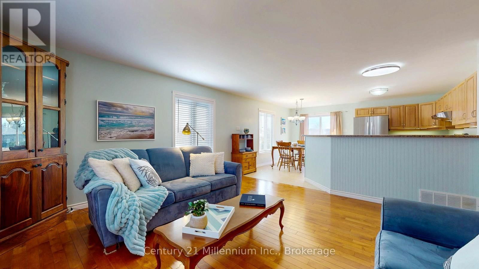 2 ST ANDREWS DRIVE Image 19