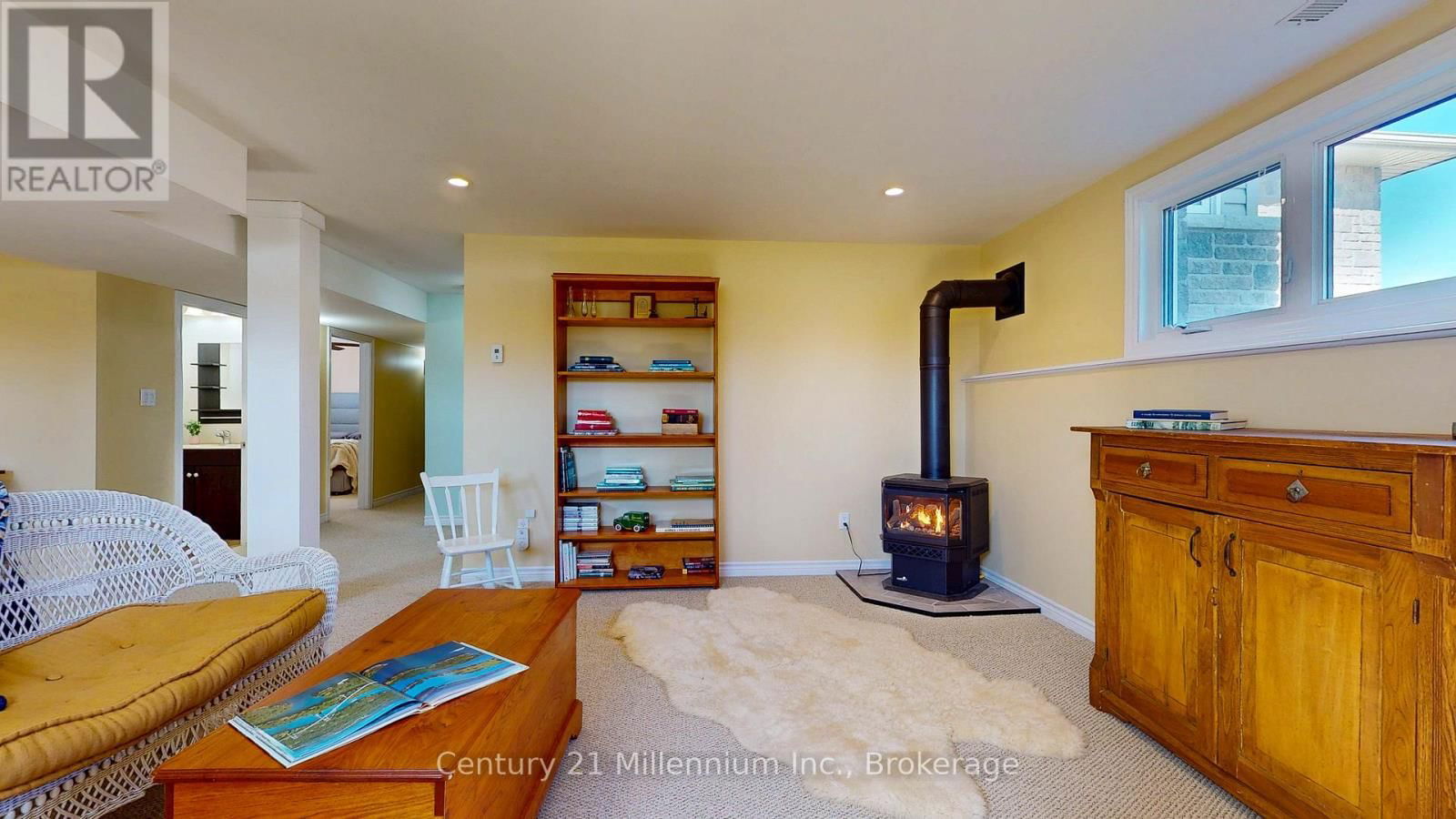 2 ST ANDREWS DRIVE Image 36