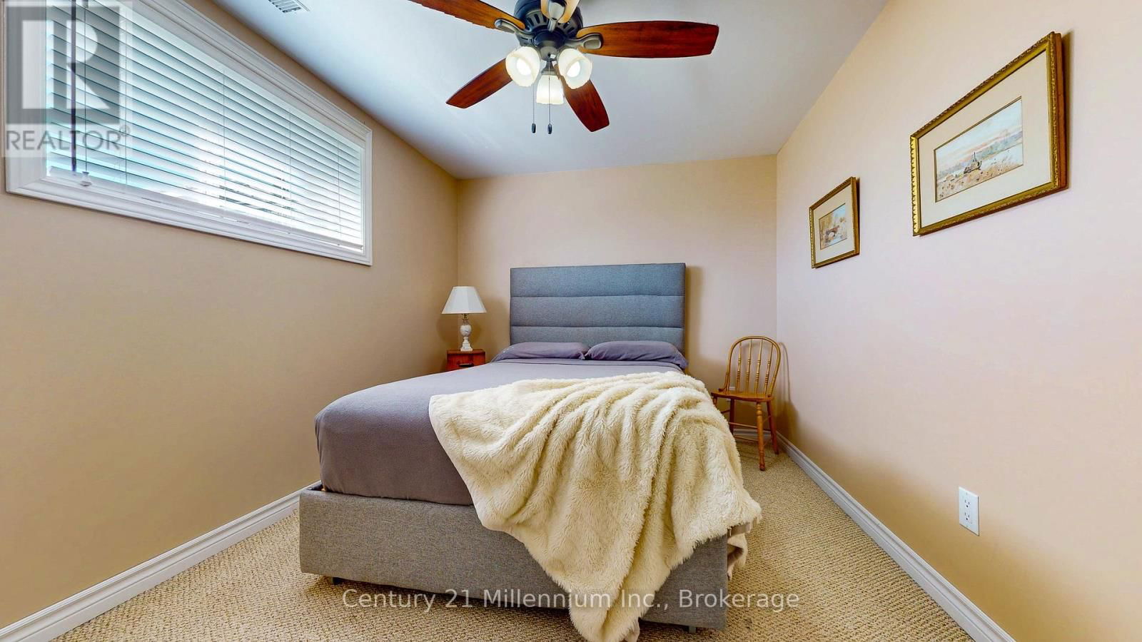 2 ST ANDREWS DRIVE Image 43