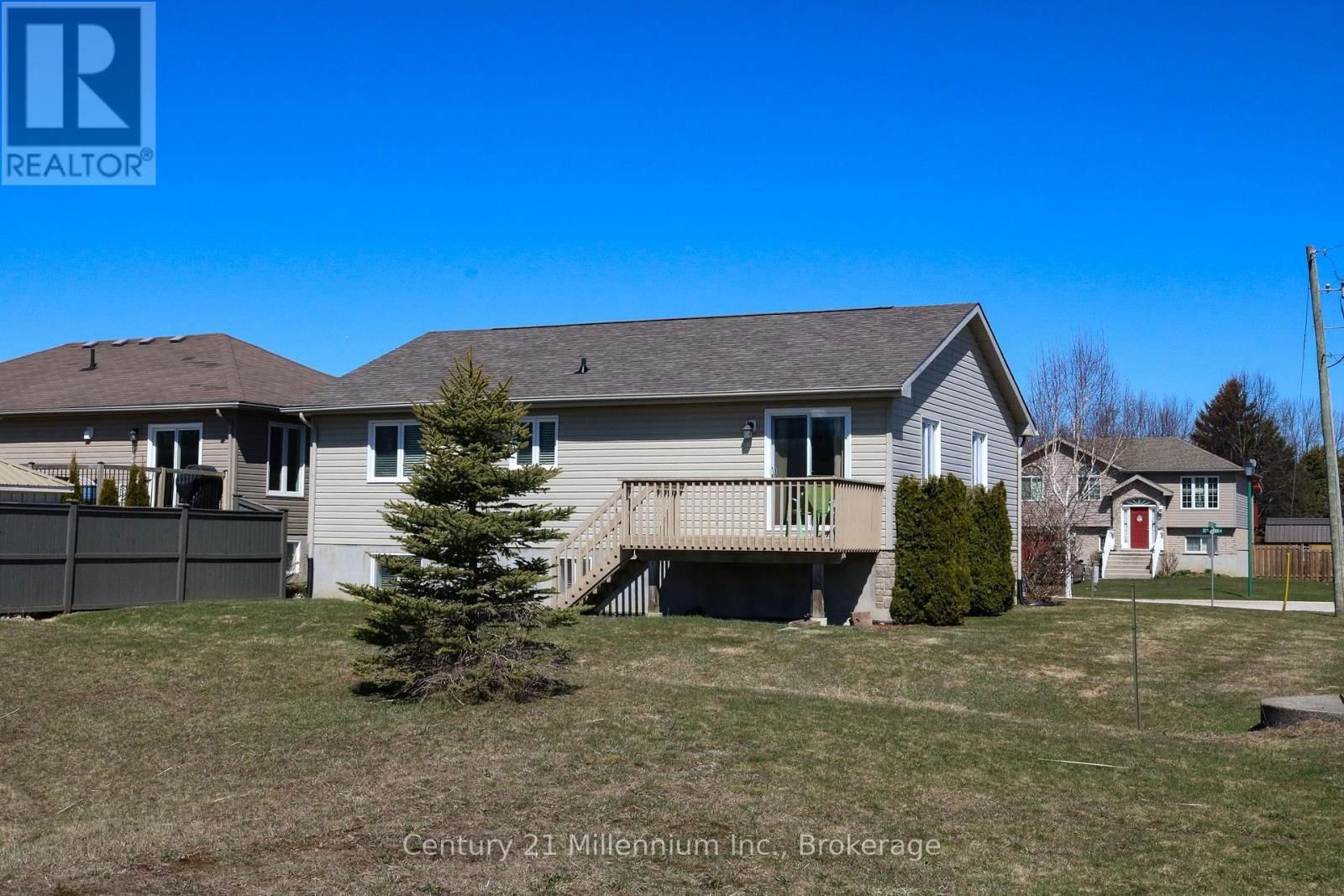 2 ST ANDREWS DRIVE Image 7