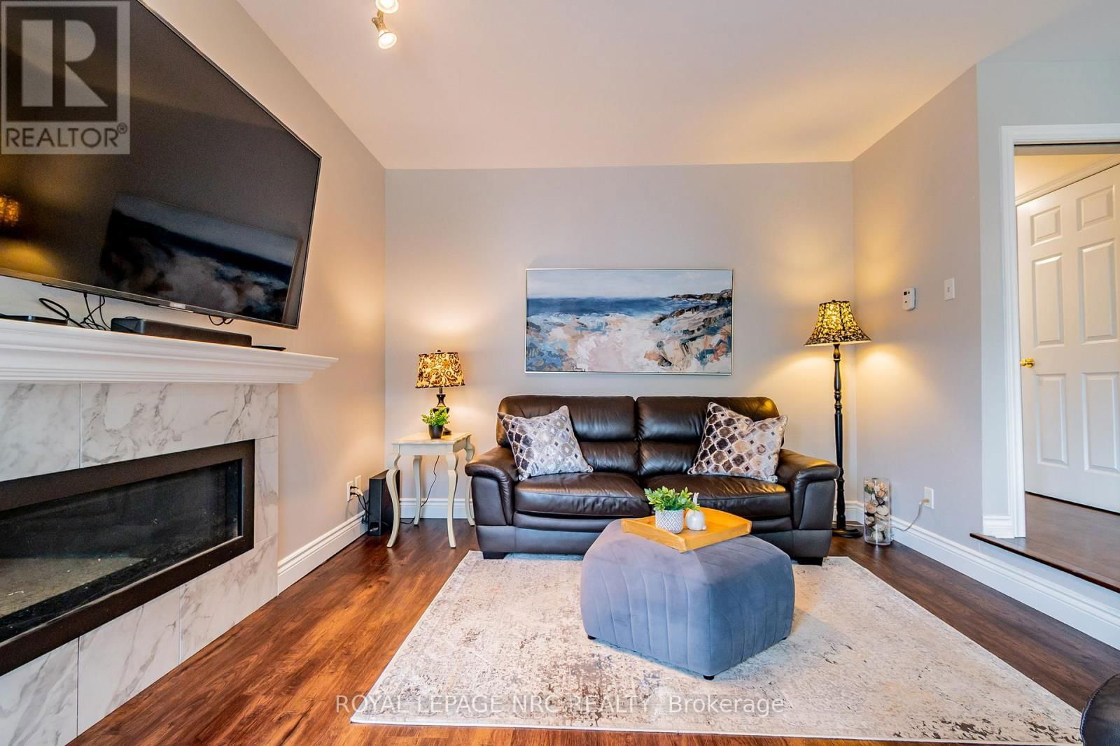 2675 MOUNTAINCREST AVENUE Image 18