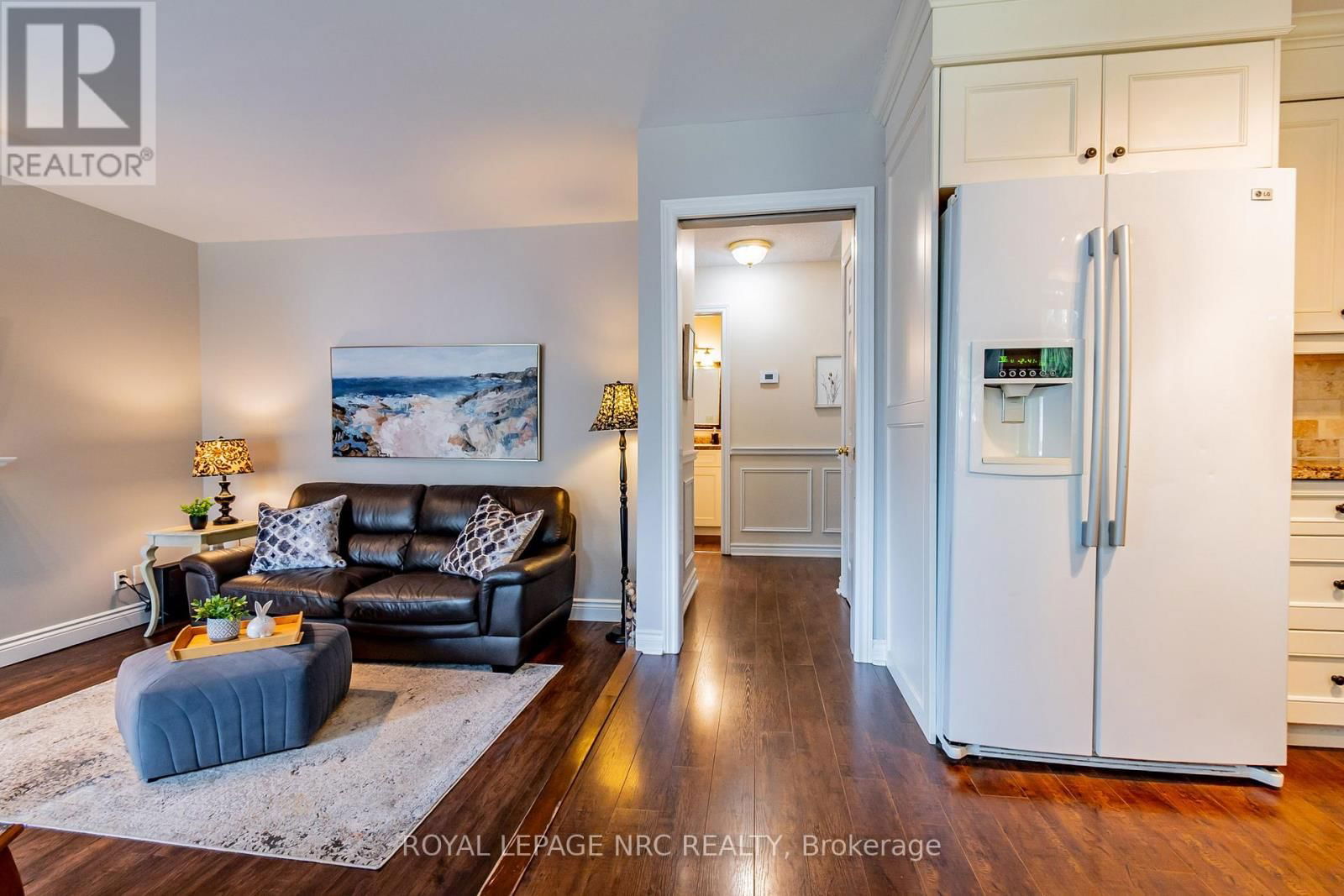 2675 MOUNTAINCREST AVENUE Image 21