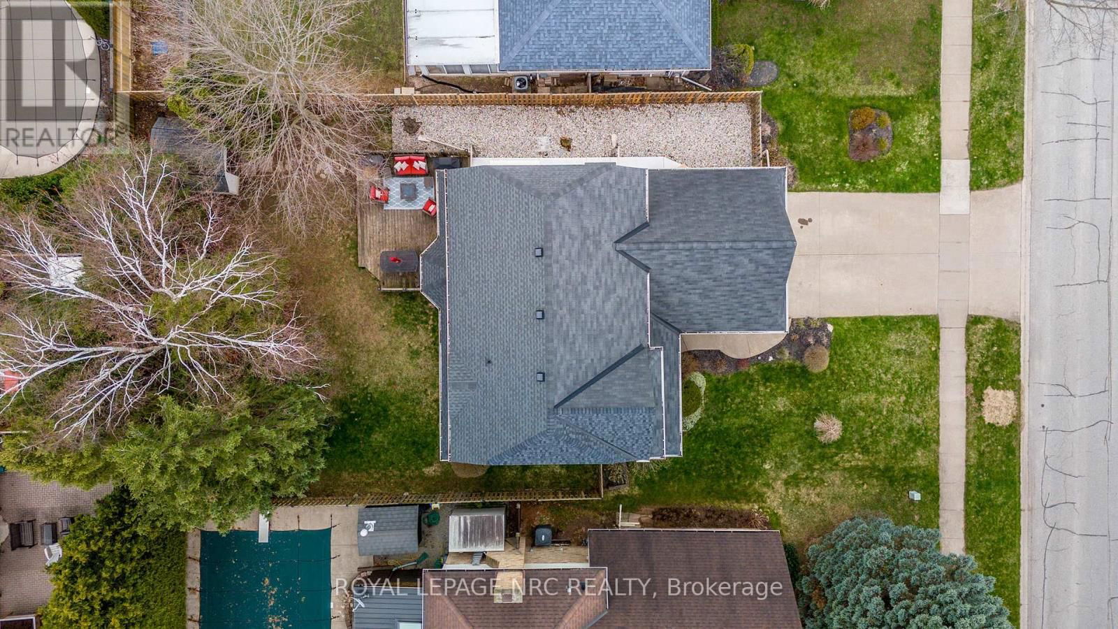 2675 MOUNTAINCREST AVENUE Image 4